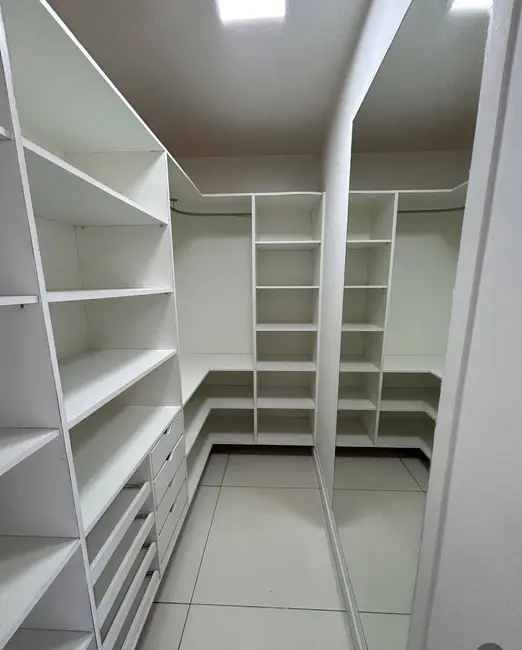 Foto 6 de Apartamento com 4 quartos à venda, 218m2 em Mucuripe, Fortaleza - CE