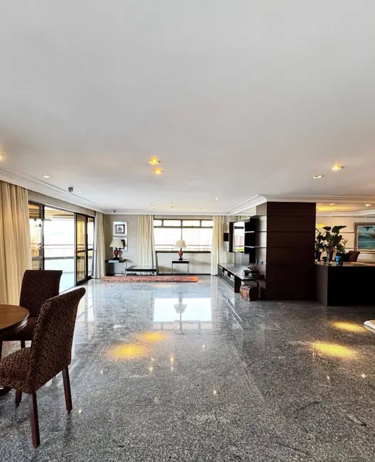 Foto 4 de Apartamento com 4 quartos à venda, 340m2 em Meireles, Fortaleza - CE