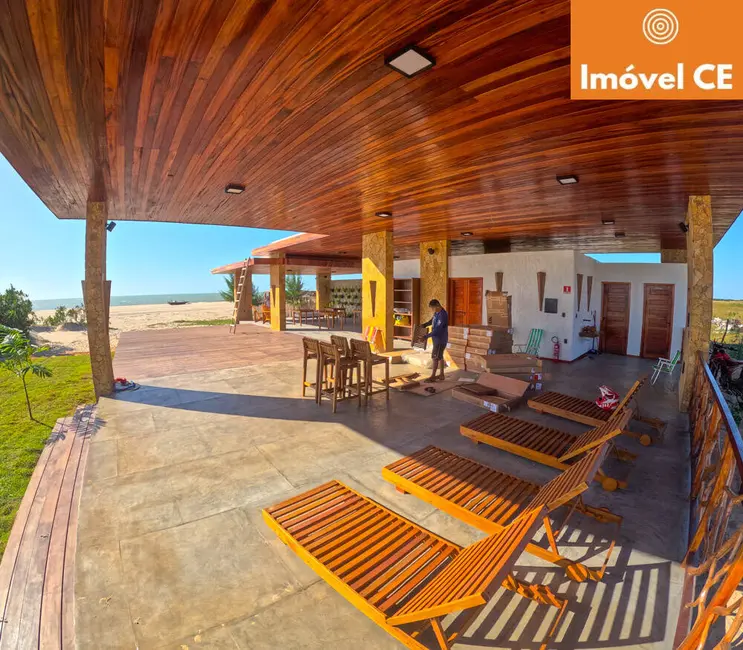 Foto 3 de Casa com 2 quartos à venda, 191m2 em Camocim - CE