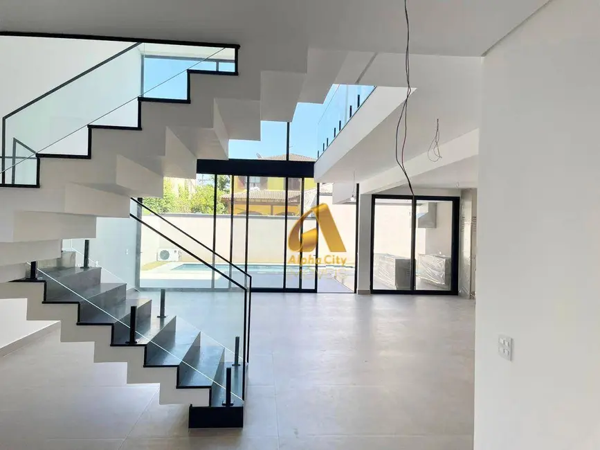 Foto 1 de Casa de Condomínio com 4 quartos à venda, 560m2 em Barueri - SP