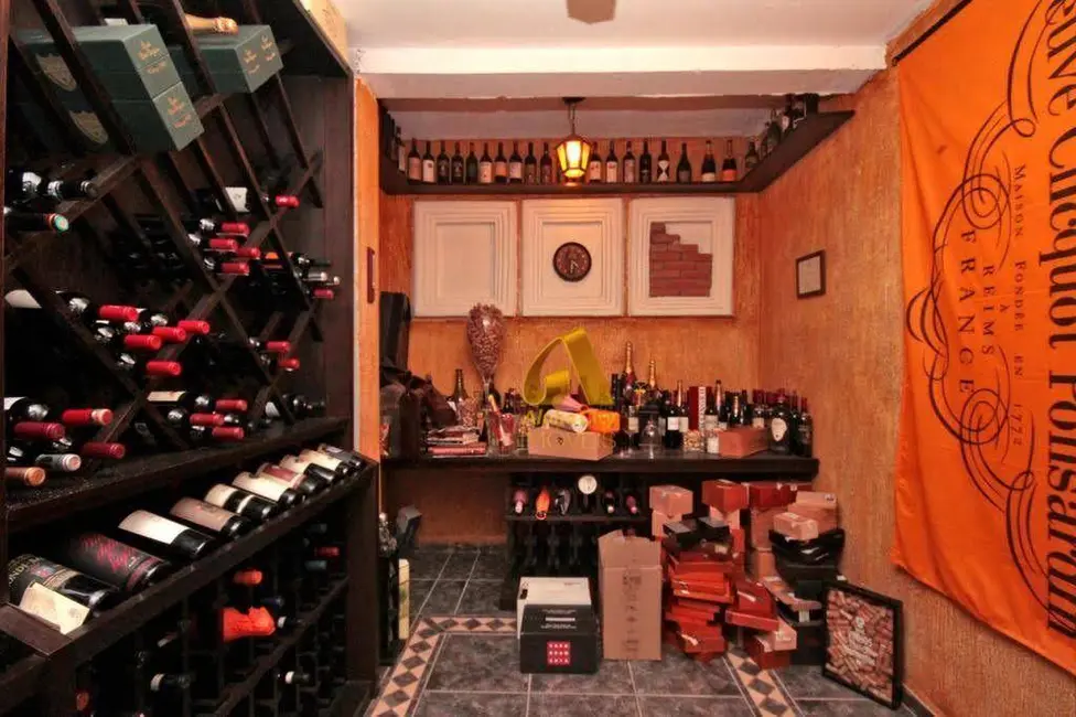 Foto 8 de Casa de Condomínio com 6 quartos à venda e para alugar, 980m2 em Santana De Parnaiba - SP