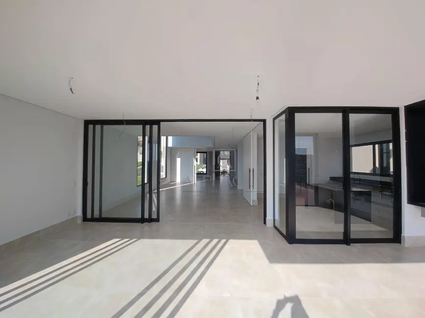 Casa de Condomínio com 4 quartos à venda, 490m2 em Santana De Parnaiba - SP - imagem 6 Foto 6 de Casa de Condomínio com 4 quartos à venda, 490m2 em Santana De Parnaiba - SP