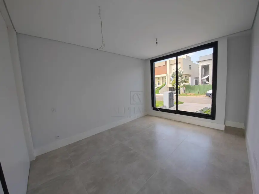 Casa de Condomínio com 4 quartos à venda, 490m2 em Santana De Parnaiba - SP - imagem 2 Foto 2 de Casa de Condomínio com 4 quartos à venda, 490m2 em Santana De Parnaiba - SP