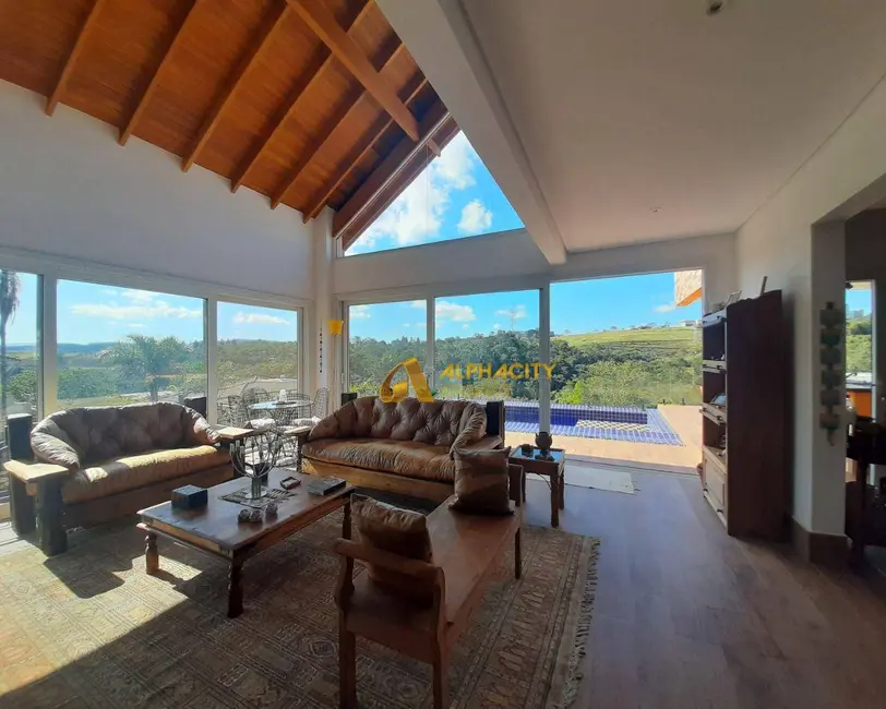 Foto 2 de Casa de Condomínio com 3 quartos à venda, 500m2 em Santana De Parnaiba - SP