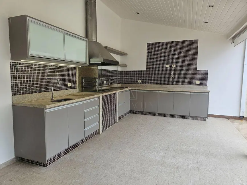 Foto 4 de Casa de Condomínio com 3 quartos à venda, 250m2 em Santana De Parnaiba - SP