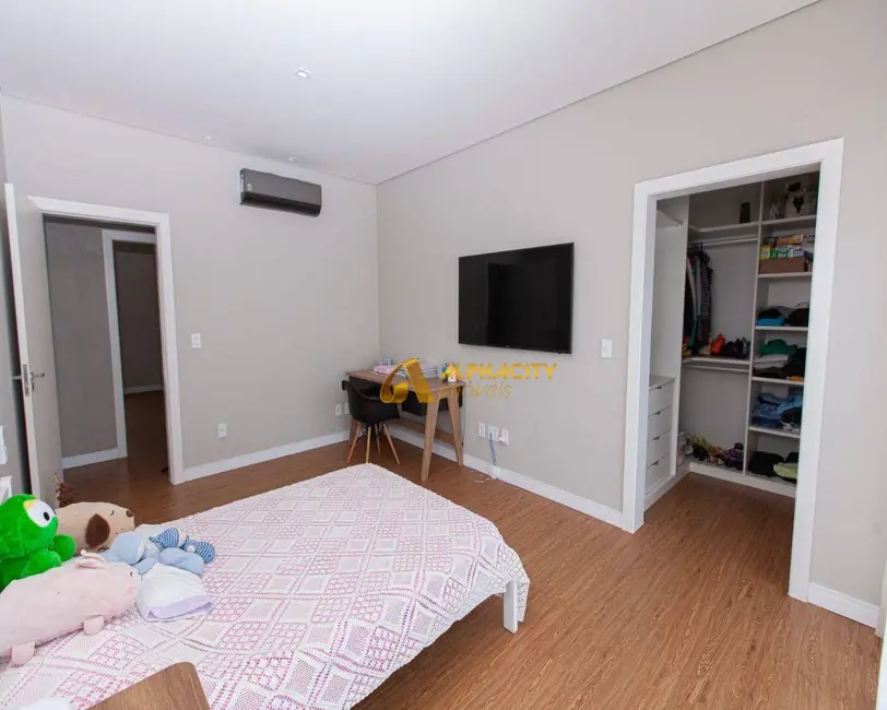 Casa de Condomínio com 4 quartos à venda, 450m2 em Tamboré, Santana De Parnaiba - SP - imagem 6 Foto 6 de Casa de Condomínio com 4 quartos à venda, 450m2 em Tamboré, Santana De Parnaiba - SP