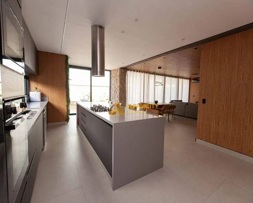 Casa de Condomínio com 4 quartos à venda, 450m2 em Tamboré, Santana De Parnaiba - SP - imagem 4 Foto 4 de Casa de Condomínio com 4 quartos à venda, 450m2 em Tamboré, Santana De Parnaiba - SP