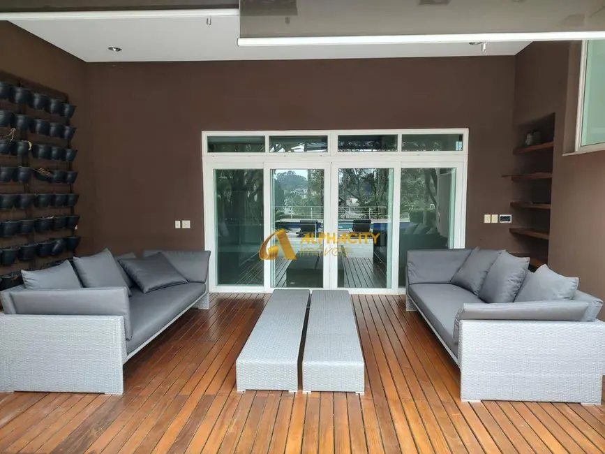 Casa de Condomínio com 6 quartos para alugar, 1000m2 em Tamboré, Santana De Parnaiba - SP - imagem 3 Foto 3 de Casa de Condomínio com 6 quartos para alugar, 1000m2 em Tamboré, Santana De Parnaiba - SP