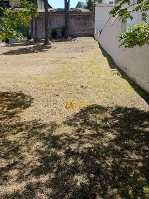 Foto 1 de Terreno / Lote à venda, 636m2 em Santana De Parnaiba - SP