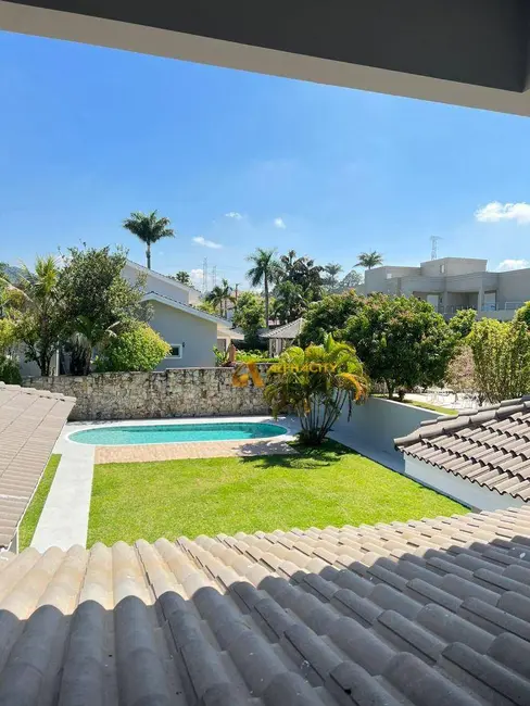 Foto 2 de Casa de Condomínio com 4 quartos para alugar, 1079m2 em Santana De Parnaiba - SP