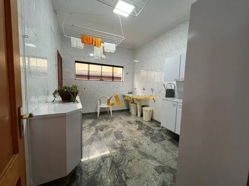 Foto 5 de Casa de Condomínio com 4 quartos para alugar, 1079m2 em Santana De Parnaiba - SP