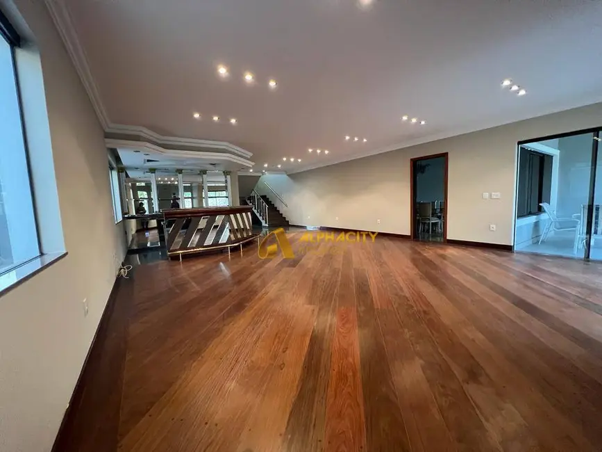 Foto 3 de Casa de Condomínio com 4 quartos para alugar, 1079m2 em Santana De Parnaiba - SP