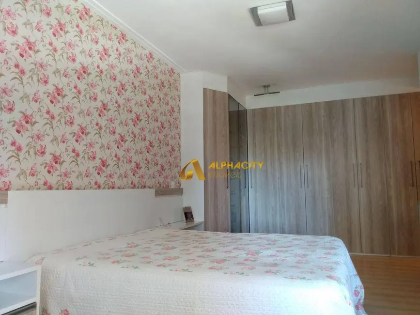 Foto 8 de Apartamento com 3 quartos à venda, 196m2 em Barueri - SP