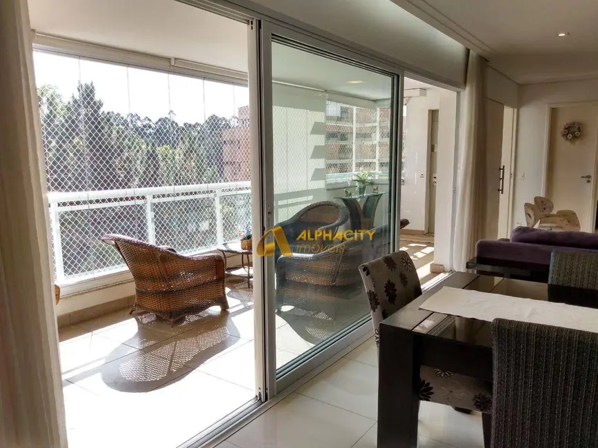 Foto 4 de Apartamento com 3 quartos à venda, 196m2 em Barueri - SP