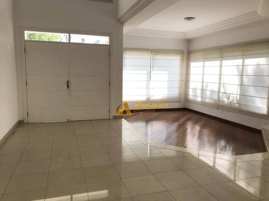 Foto 4 de Casa de Condomínio com 5 quartos à venda e para alugar, 700m2 em Santana De Parnaiba - SP