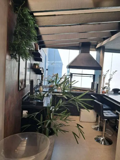 Foto 1 de Casa de Condomínio com 3 quartos à venda, 250m2 em Santana De Parnaiba - SP