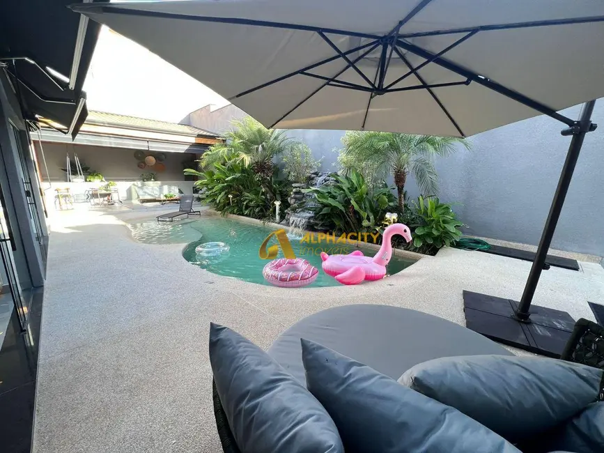 Casa de Condomínio com 4 quartos à venda, 490m2 em Santana De Parnaiba - SP - imagem 2 Foto 2 de Casa de Condomínio com 4 quartos à venda, 490m2 em Santana De Parnaiba - SP