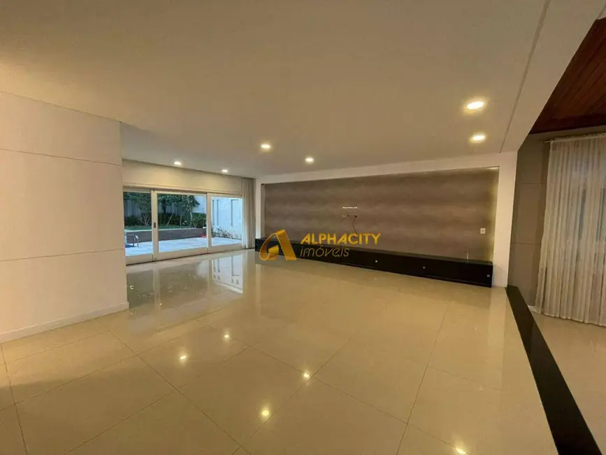 Casa de Condomínio com 5 quartos à venda, 616m2 em Santana De Parnaiba - SP - imagem 3 Foto 3 de Casa de Condomínio com 5 quartos à venda, 616m2 em Santana De Parnaiba - SP