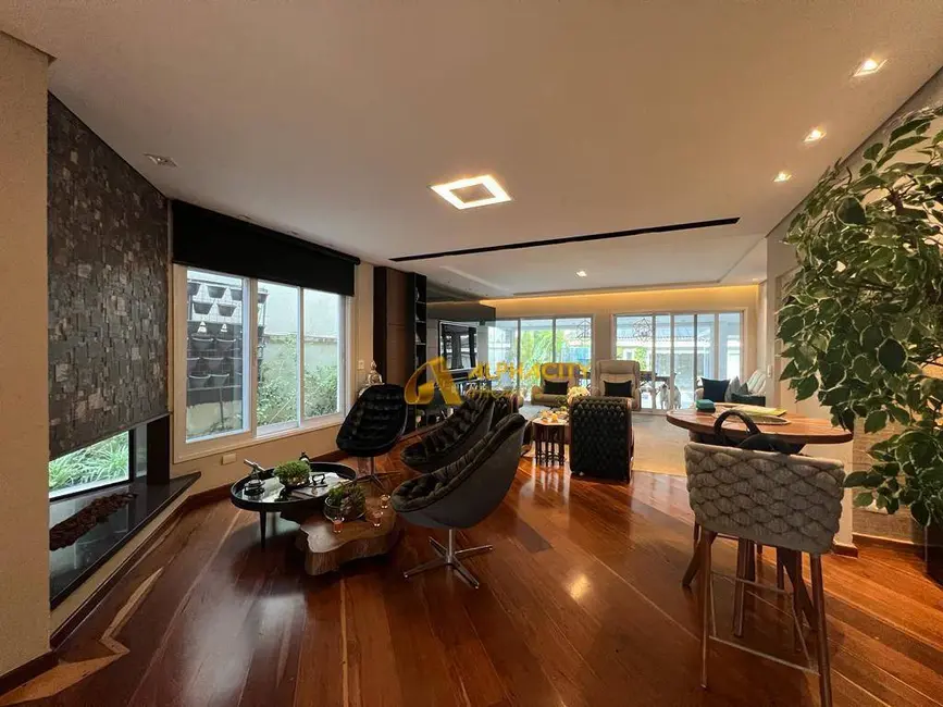 Casa de Condomínio com 4 quartos à venda, 549m2 em Santana De Parnaiba - SP - imagem 5 Foto 5 de Casa de Condomínio com 4 quartos à venda, 549m2 em Santana De Parnaiba - SP