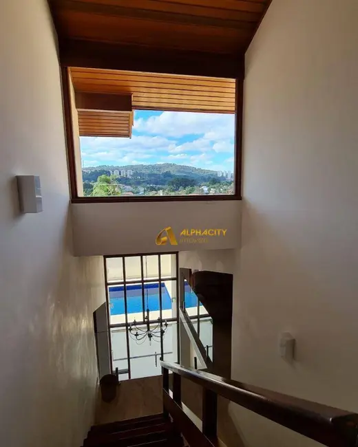 Casa de Condomínio com 3 quartos à venda, 360m2 em Santana De Parnaiba - SP - imagem 3 Foto 3 de Casa de Condomínio com 3 quartos à venda, 360m2 em Santana De Parnaiba - SP