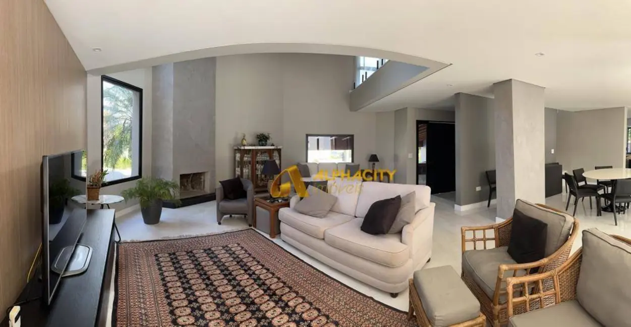 Casa de Condomínio com 3 quartos à venda, 550m2 em Santana De Parnaiba - SP - imagem 1 Foto 1 de Casa de Condomínio com 3 quartos à venda, 550m2 em Santana De Parnaiba - SP