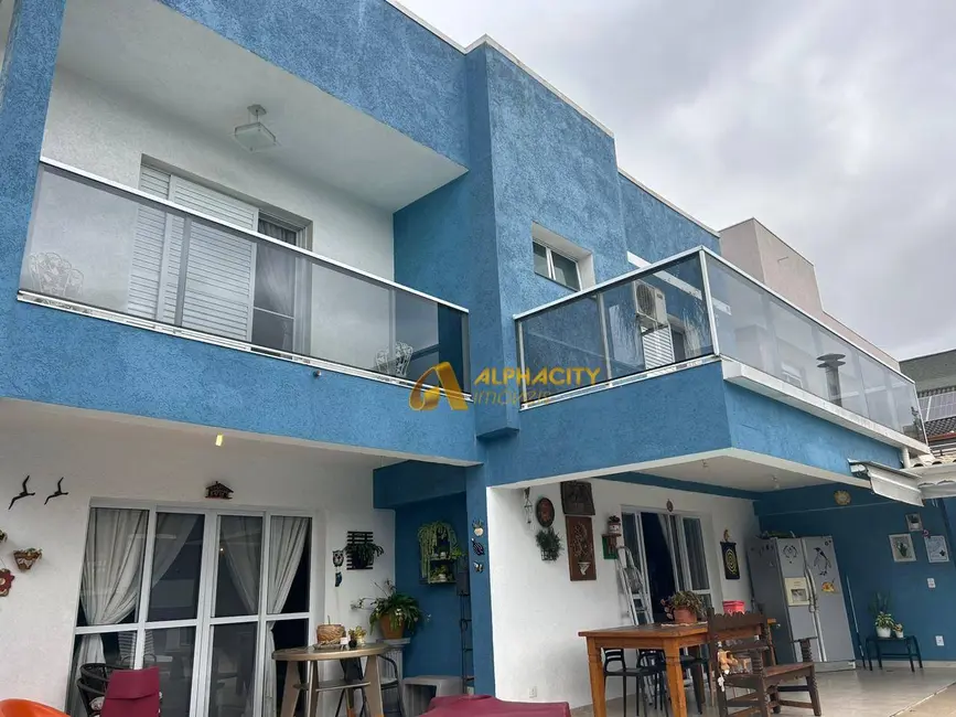 Casa de Condomínio com 4 quartos à venda, 420m2 em Santana De Parnaiba - SP - imagem 4 Foto 4 de Casa de Condomínio com 4 quartos à venda, 420m2 em Santana De Parnaiba - SP