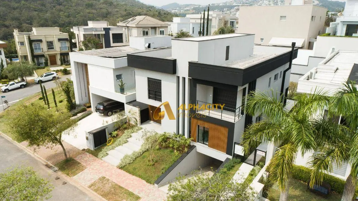 Foto 1 de Casa de Condomínio com 5 quartos à venda, 480m2 em Santana De Parnaiba - SP