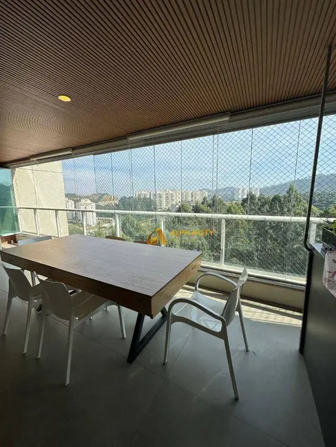 Foto 7 de Apartamento com 3 quartos à venda, 168m2 em Santana De Parnaiba - SP