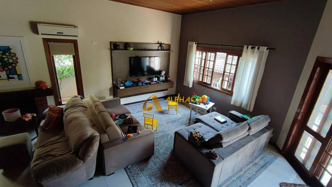 Foto 2 de Casa de Condomínio com 3 quartos à venda, 360m2 em Santana De Parnaiba - SP