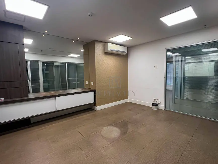 Foto 1 de Sala Comercial para alugar, 500m2 em Alphaville Empresarial, Barueri - SP