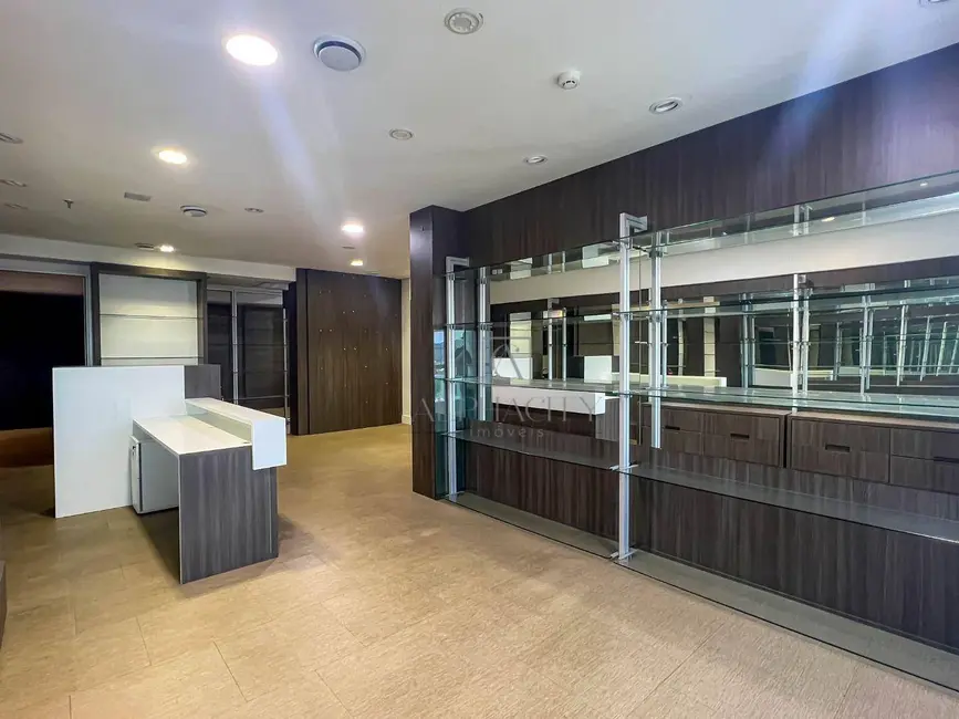 Foto 2 de Sala Comercial para alugar, 500m2 em Alphaville Empresarial, Barueri - SP