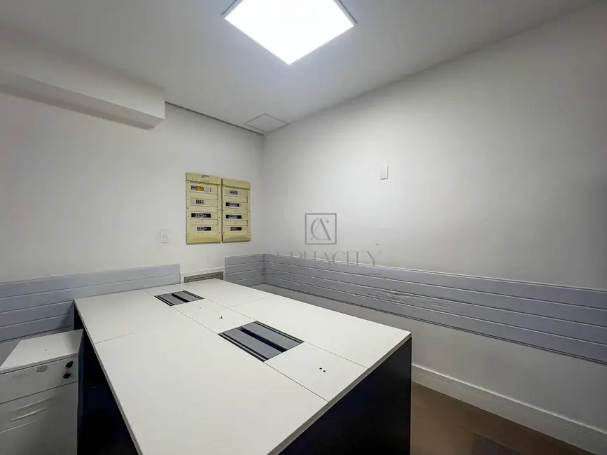 Foto 8 de Sala Comercial para alugar, 500m2 em Alphaville Empresarial, Barueri - SP