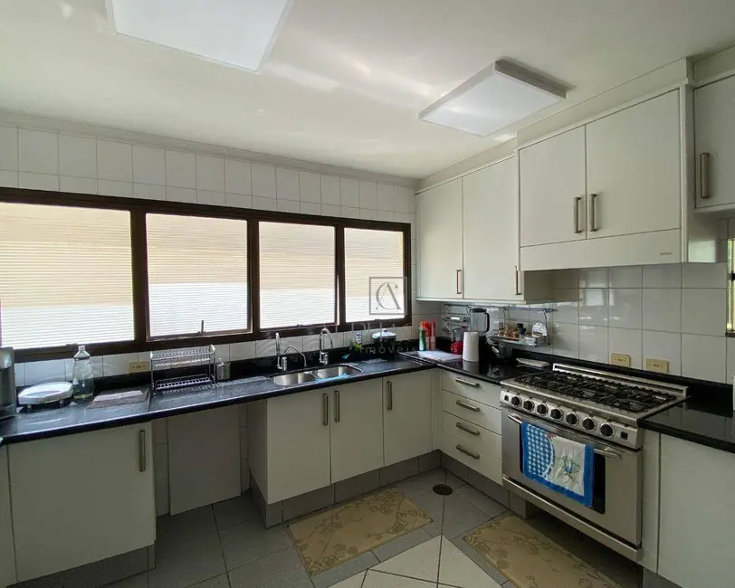 Foto 2 de Casa de Condomínio com 4 quartos à venda, 1040m2 em Santana De Parnaiba - SP