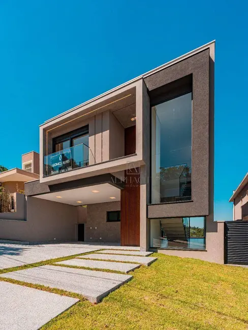 Casa de Condomínio com 4 quartos à venda, 360m2 em Santana De Parnaiba - SP - imagem 3 Foto 3 de Casa de Condomínio com 4 quartos à venda, 360m2 em Santana De Parnaiba - SP