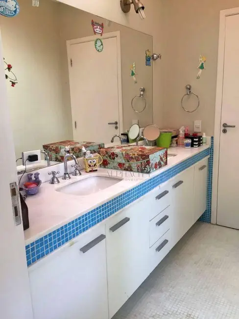 Casa de Condomínio com 4 quartos à venda, 300m2 em Santana De Parnaiba - SP - imagem 8 Foto 8 de Casa de Condomínio com 4 quartos à venda, 300m2 em Santana De Parnaiba - SP