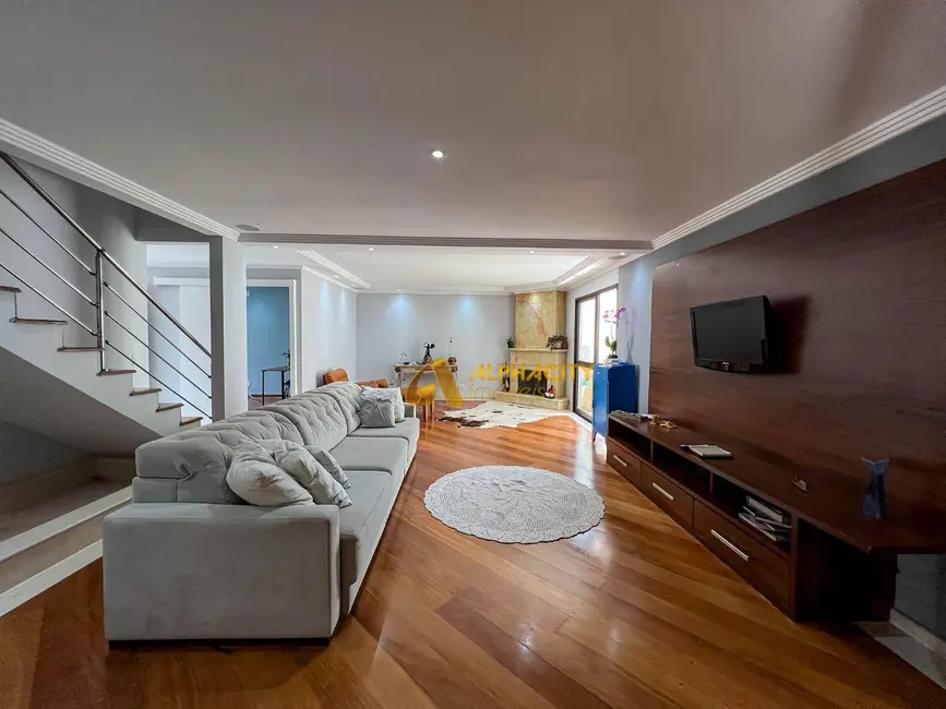 Casa de Condomínio com 4 quartos à venda, 360m2 em Santana De Parnaiba - SP - imagem 2 Foto 2 de Casa de Condomínio com 4 quartos à venda, 360m2 em Santana De Parnaiba - SP