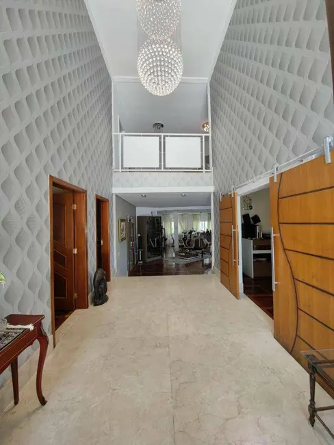 Casa de Condomínio com 4 quartos à venda e para alugar, 1250m2 em Residencial Tamboré, Barueri - SP - imagem 4 Foto 4 de Casa de Condomínio com 4 quartos à venda e para alugar, 1250m2 em Residencial Tamboré, Barueri - SP