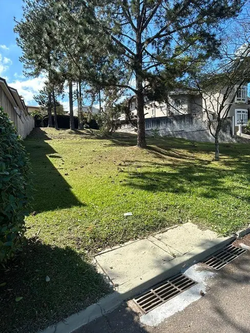 Foto 3 de Terreno / Lote à venda, 803m2 em Santana De Parnaiba - SP