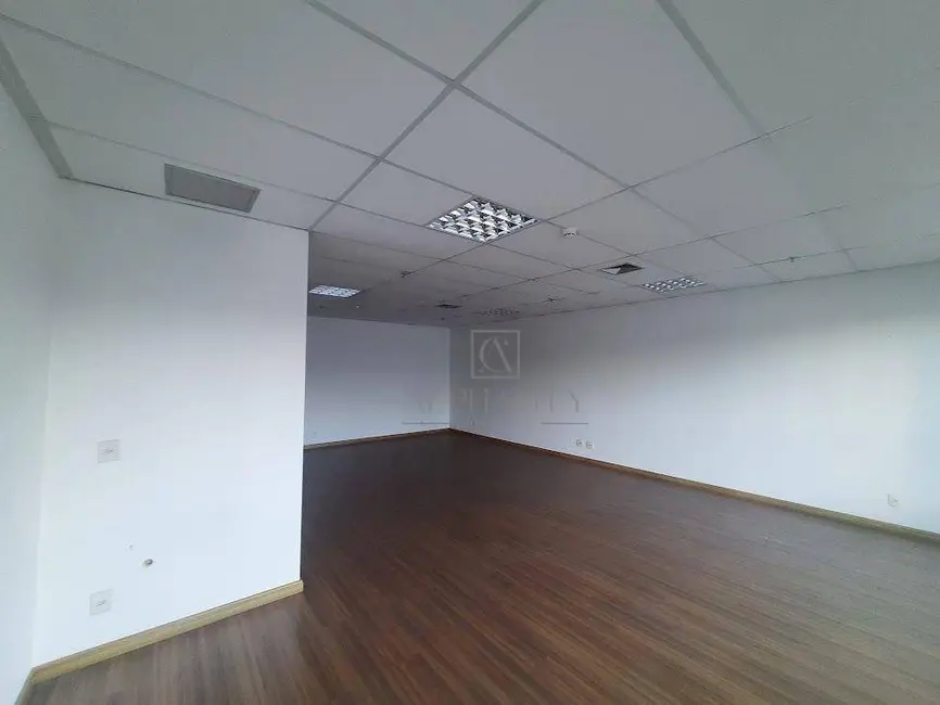 Sala Comercial para alugar, 56m2 em Alphaville Conde II, Barueri - SP - imagem 4 Foto 4 de Sala Comercial para alugar, 56m2 em Alphaville Conde II, Barueri - SP