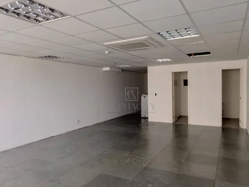 Foto 6 de Sala Comercial para alugar, 67m2 em Empresarial 18 do Forte, Barueri - SP