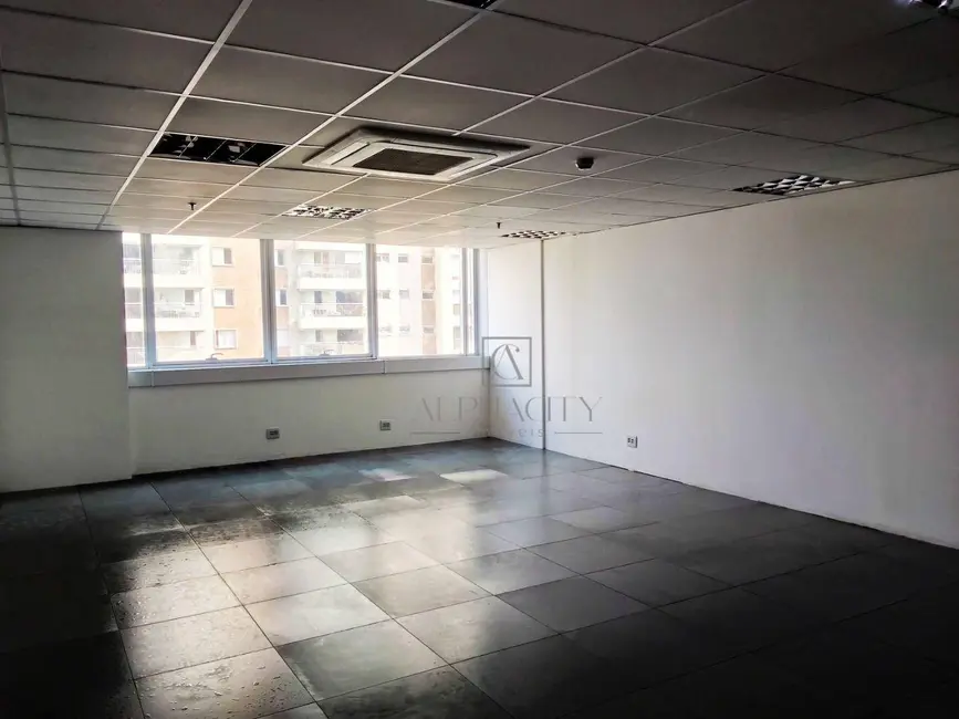 Foto 3 de Sala Comercial para alugar, 67m2 em Empresarial 18 do Forte, Barueri - SP