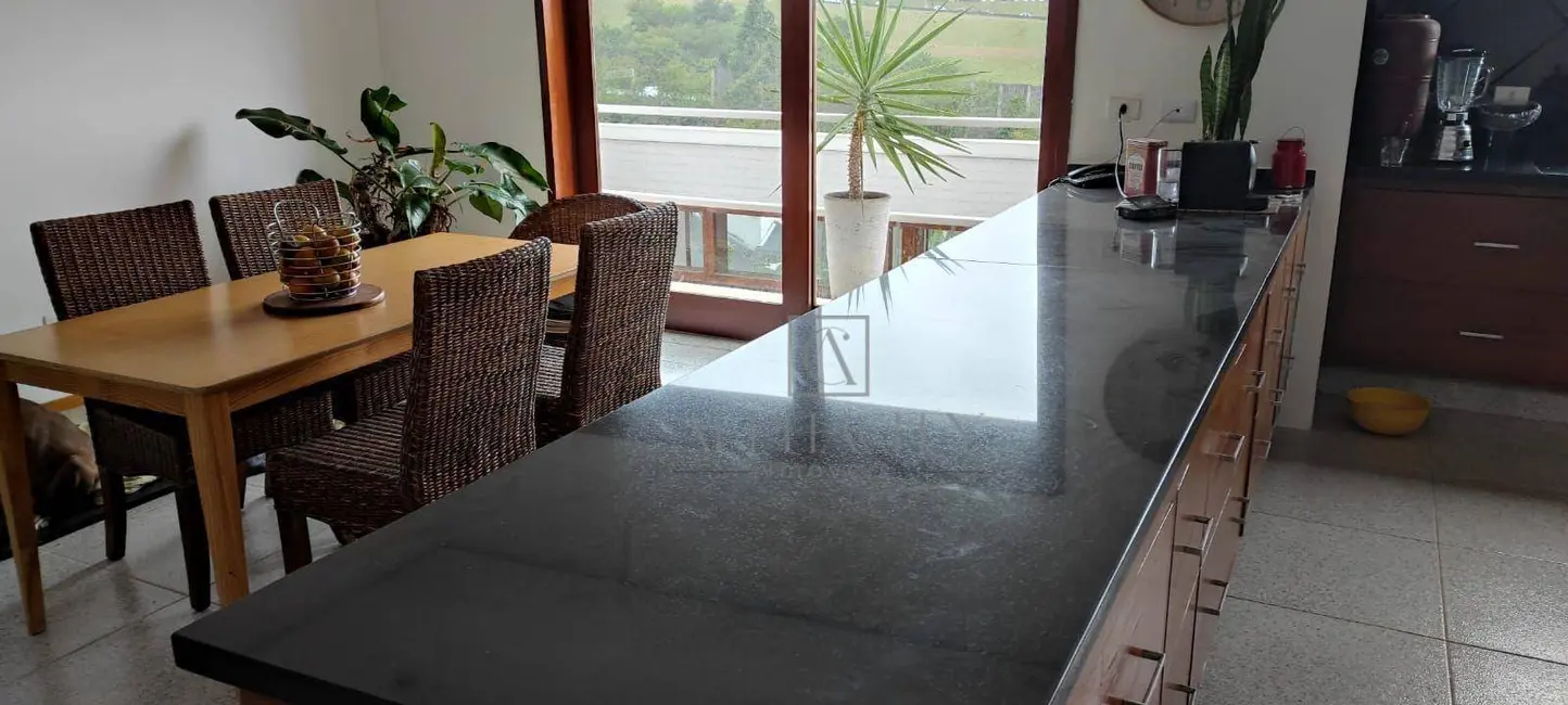 Casa de Condomínio com 5 quartos à venda e para alugar, 1500m2 em Residencial Tamboré, Barueri - SP - imagem 5 Foto 5 de Casa de Condomínio com 5 quartos à venda e para alugar, 1500m2 em Residencial Tamboré, Barueri - SP