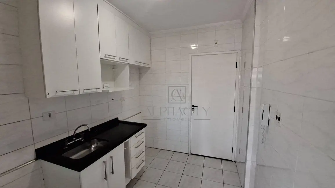 Foto 2 de Apartamento com 3 quartos para alugar, 83m2 em Empresarial 18 do Forte, Barueri - SP