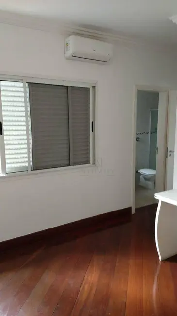 Casa de Condomínio com 4 quartos para alugar, 585m2 em Alphaville Conde II, Barueri - SP - imagem 3 Foto 3 de Casa de Condomínio com 4 quartos para alugar, 585m2 em Alphaville Conde II, Barueri - SP