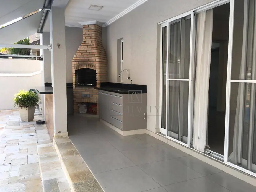 Foto 5 de Casa de Condomínio com 4 quartos à venda, 360m2 em Santana De Parnaiba - SP