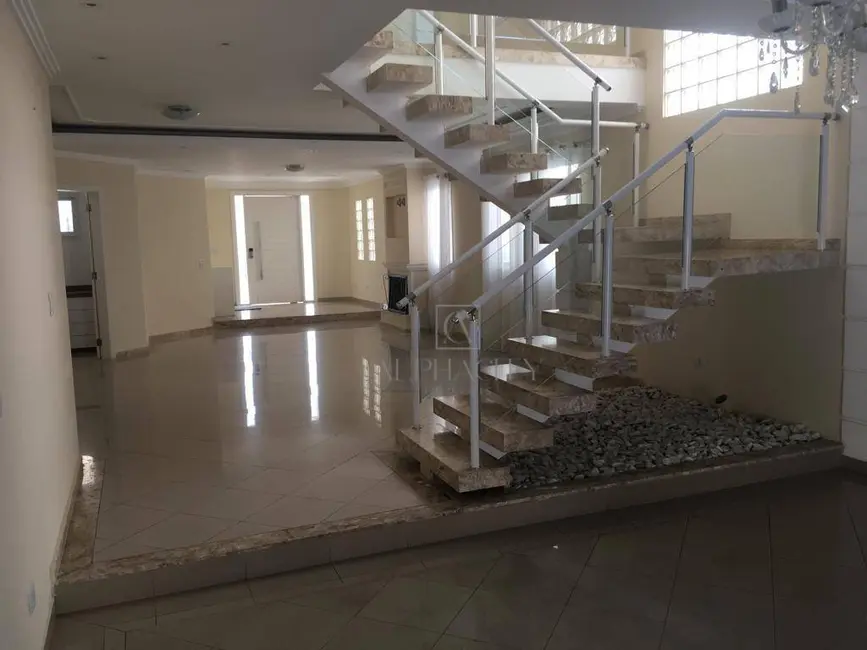 Foto 2 de Casa de Condomínio com 4 quartos à venda, 360m2 em Santana De Parnaiba - SP