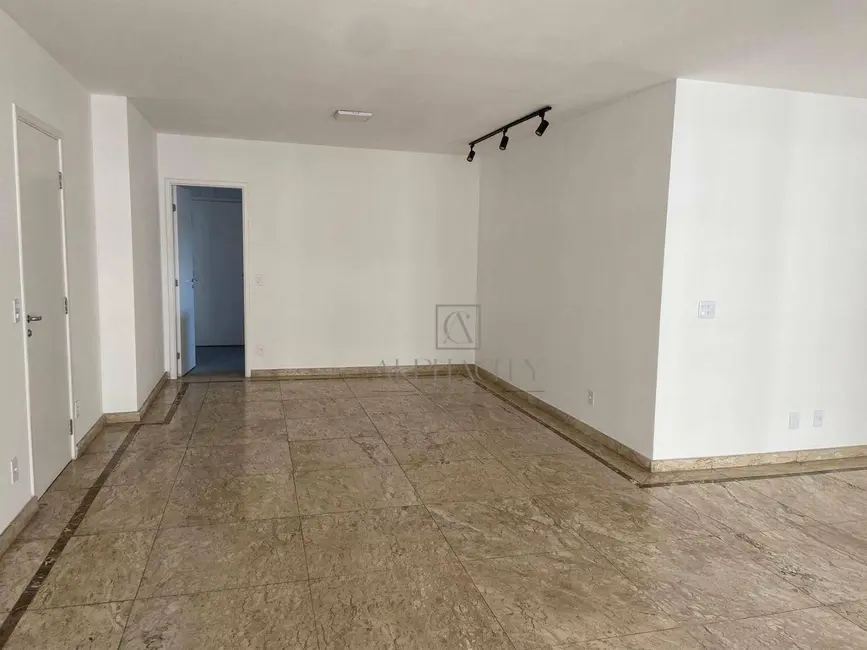 Foto 3 de Apartamento com 3 quartos para alugar, 165m2 em Alphaville Industrial, Barueri - SP