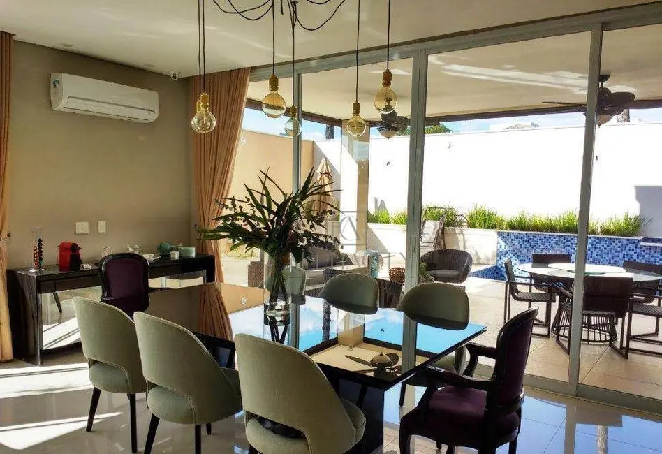 Foto 5 de Casa de Condomínio com 4 quartos à venda, 300m2 em Santana De Parnaiba - SP