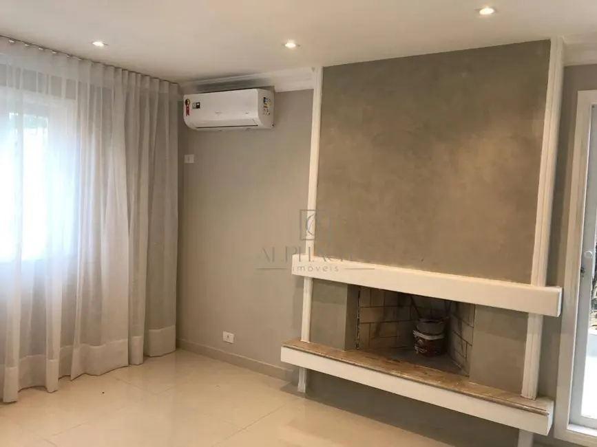 Foto 3 de Casa de Condomínio com 4 quartos à venda, 600m2 em Santana De Parnaiba - SP