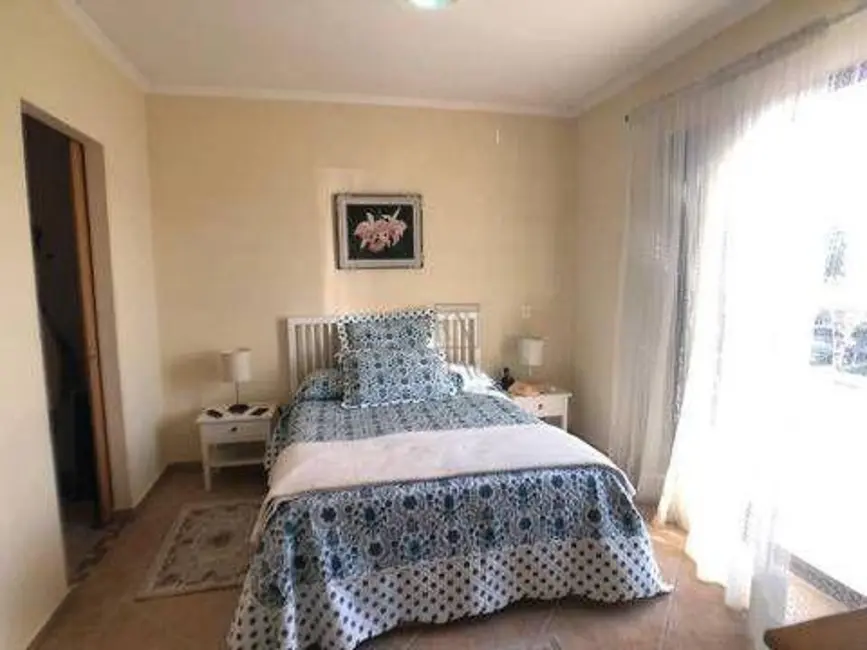 Foto 9 de Casa de Condomínio com 3 quartos à venda, 200m2 em Santana De Parnaiba - SP